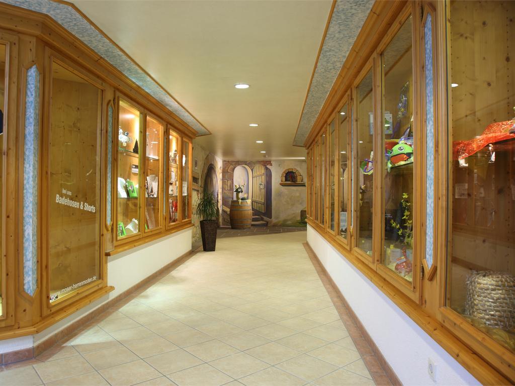 Hotel Klosterbraeustuben Zell am Harmersbach Exterior photo